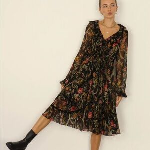 Needle & Thread Dress, Size 6, Excellent Condition.